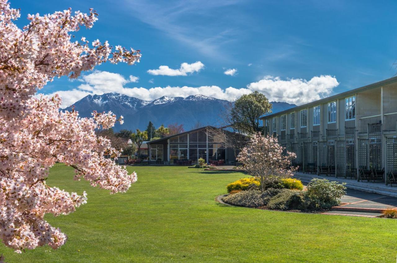 Distinction Te Anau Hotel & Villas Bagian luar foto