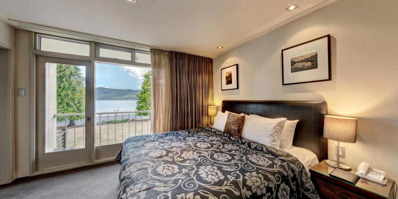 Distinction Te Anau Hotel & Villas Bagian luar foto